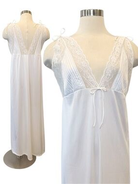 Vintage Joseph Magnin Silky Nylon White Bridal Lace Maxi Nightgown Slip Dress